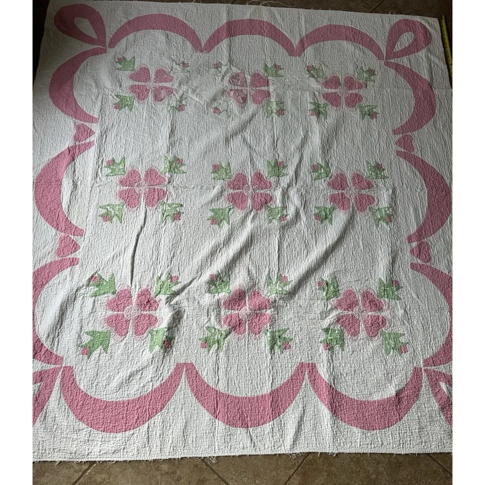 Vintage Wild Rose Quilt w/Hand-Stitched Floral Border, 1930s (78